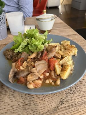 Food worth of 17,5 euro  at Fancy Foods in Wuppertal