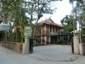 Front view at San May Vegetarian in Hue
