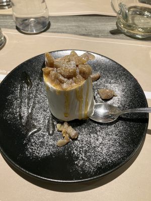 semi freddo with rossted chestnuts  at Pizzeria Fratelli Roselli in Turin