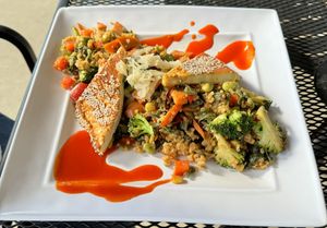 Tofu and quinoa stirfry 🤍🌱  at GreenFare Organic Cafe in Herndon