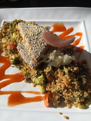 Tofu and quinoa 🤍🌱 #Veganuary at GreenFare Organic Cafe in Herndon