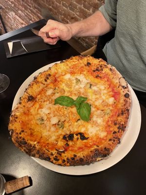Vegan quattro formaggi  at Pizzeria Dope in Amsterdam