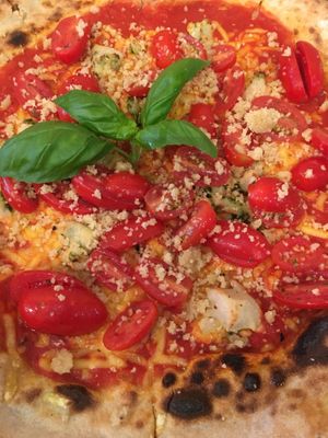 Vegan pizza at Pizzeria Dope in Amsterdam