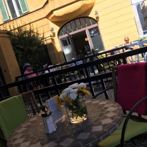 outside seating at You're Welcome in Berlin