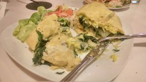 Puff pastry with spinach & vegan garlic cheese filling at Zur Pfaffschenke in Kaiserslautern