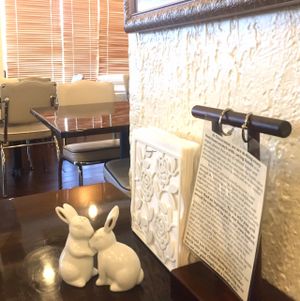 Charming and cozy table setting at Clovermint at Clovermint Cafe and Market in Dania Beach