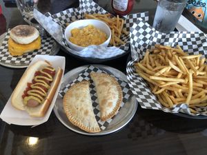 🤩 at Clovermint Cafe and Market in Dania Beach