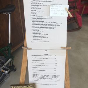 menu at Vegans N' Roses in Castelldefels