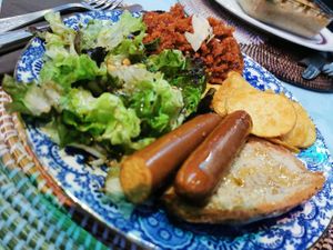 Plato mixto chorizo at Vegans N' Roses in Castelldefels