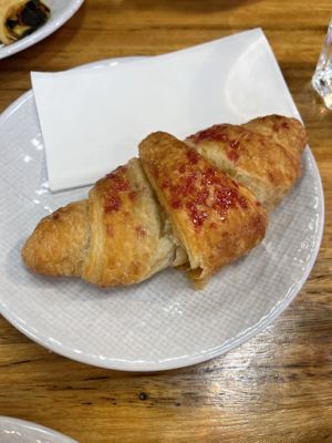   at 4 Cousins Supermercato in Parkdale