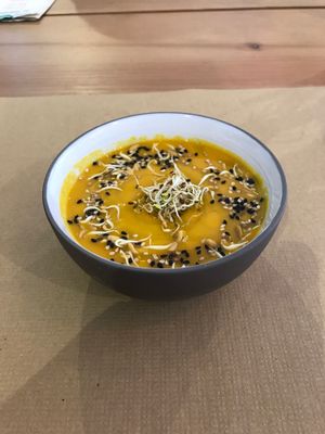 living soup of the day at Petit Brot - Cold Press Raw Eco in Barcelona