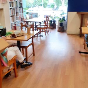 New distance seating at Organic Feast in East Maitland