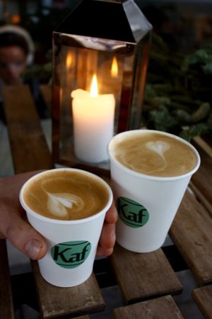 Perfect organicc coffee with options for almond, oat or soy milk at Kaf in Copenhagen