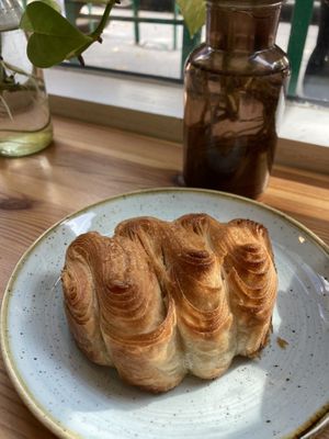 Blätterteigteilchen mit Butter und Zucker  at Kaf in Copenhagen