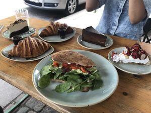 Our brunch🌱 at Kaf in Copenhagen