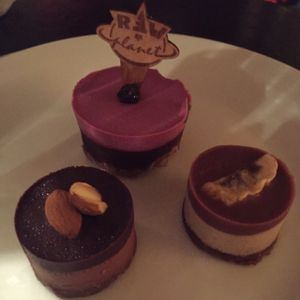 Raw cakes: Blueberry, banana & chocolate at Blatouch in Prague