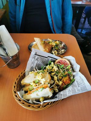 Veggie pâte sandwich at General Cafe in Val-david