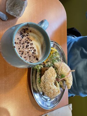   at General Cafe in Val-david