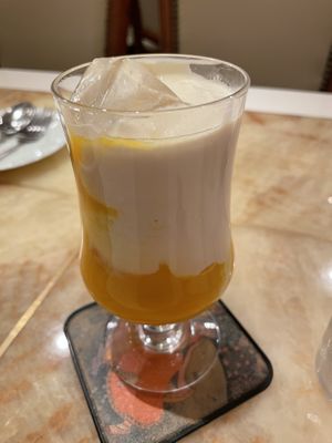 Soy milk mango lassi 😋 at Milan Nataraj in Tokyo