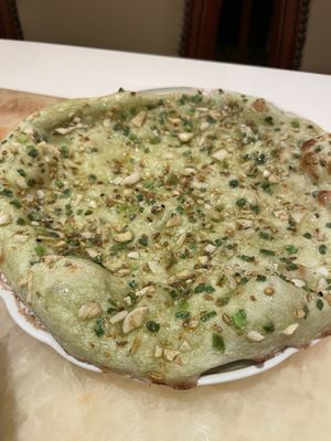 Vegan garlic naan at Milan Nataraj in Tokyo