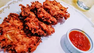 Onion pakora at Milan Nataraj in Tokyo