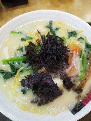 Veg slice 'fish' noodle, option to add milk or clear soup S$4 at Cai Gen Xiang 菜根香 in Northeast Singapore