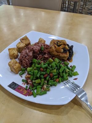 Brown rice with veggies and tofu.. sooo gooood ;) at Cai Gen Xiang 菜根香 in Northeast Singapore