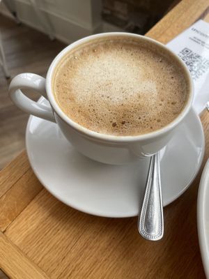 Oat milk latte at Uncommon Ground in Chicago