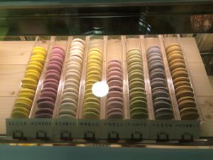 macaroons  at Vegan Heaven in Taipei