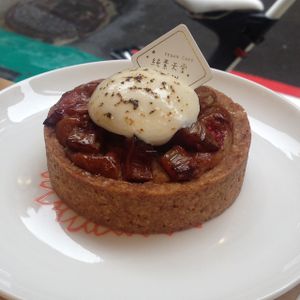 Rhubarb and pecan tartlet at Vegan Heaven in Taipei