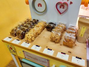 Cookies at Vegan Heaven in Taipei