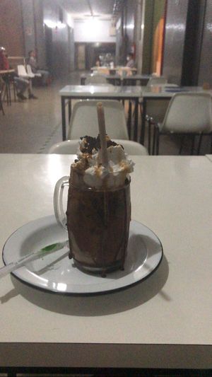 Milkshake de Caramelo e Oreo at Las Chicas Vegan in Belo Horizonte
