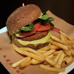 Cleópatra  at Las Chicas Vegan in Belo Horizonte
