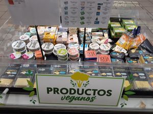 Plant-based cheeses at Herbolario Navarro - San Vicente in Valencia