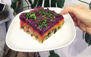 Dressed seaweed at Vegan Day in Kazan