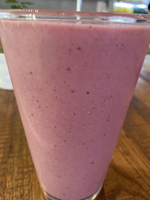 Tropical Smoothie 💜 at Love Life Cafe in Miami