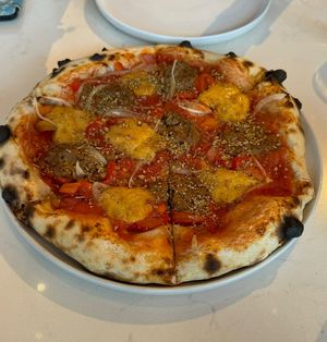 Pizza #Veganuary at Love Life Cafe in Miami