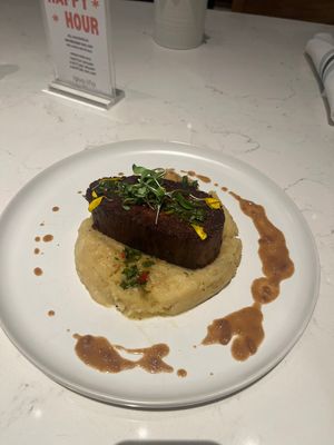 File mignon   at Love Life Cafe in Miami