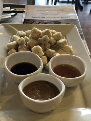 Crispy tofu with soy sauce, vinaigrette and peanut sauce for dipping at Mint & Basil in Milpitas