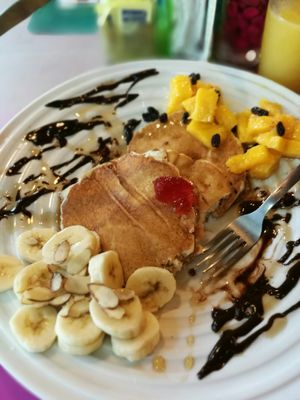 vegan pancakes at Lands in Love - Vegan Hotel & Resort in Alajuela