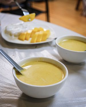 甜品好好食😚 at Cheng Si Jie Thai Private Kitchen 鄭​師姐泰式素食私房菜 in Kowloon