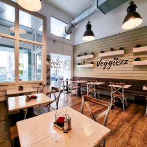 Inside at Veggiezz - Am Salzgriess in Vienna