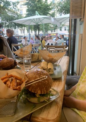   at Veggiezz - Am Salzgriess in Vienna