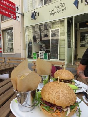 Burgers and fries at Veggiezz - Am Salzgriess in Vienna