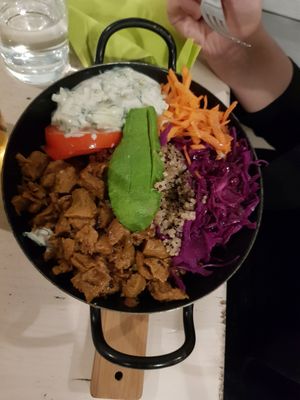 Gyros Bowl at Veggiezz - Am Salzgriess in Vienna