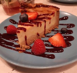 vanilla cheesecake at Veggiezz - Am Salzgriess in Vienna