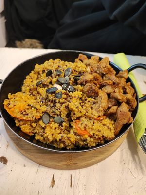 Quinoa curry at Veggiezz - Am Salzgriess in Vienna