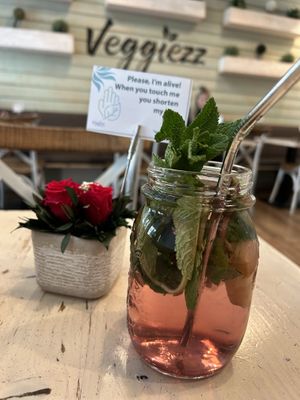 Hibiscus lemonade  at Veggiezz - Am Salzgriess in Vienna