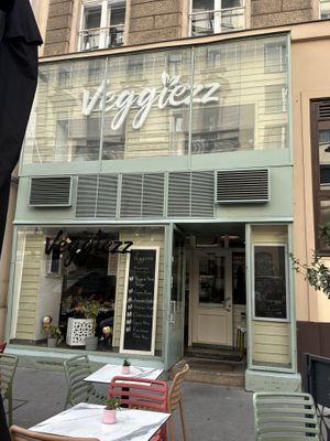   at Veggiezz - Am Salzgriess in Vienna