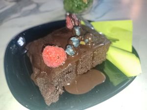 Chocolate nut brownie at Veggiezz - Am Salzgriess in Vienna